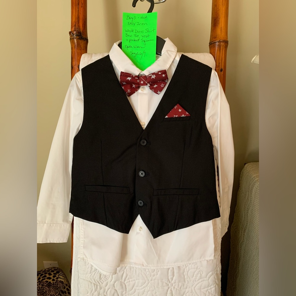 Boys - H&M Easy Iron - Pant Shirt, Vest and Bow Tie